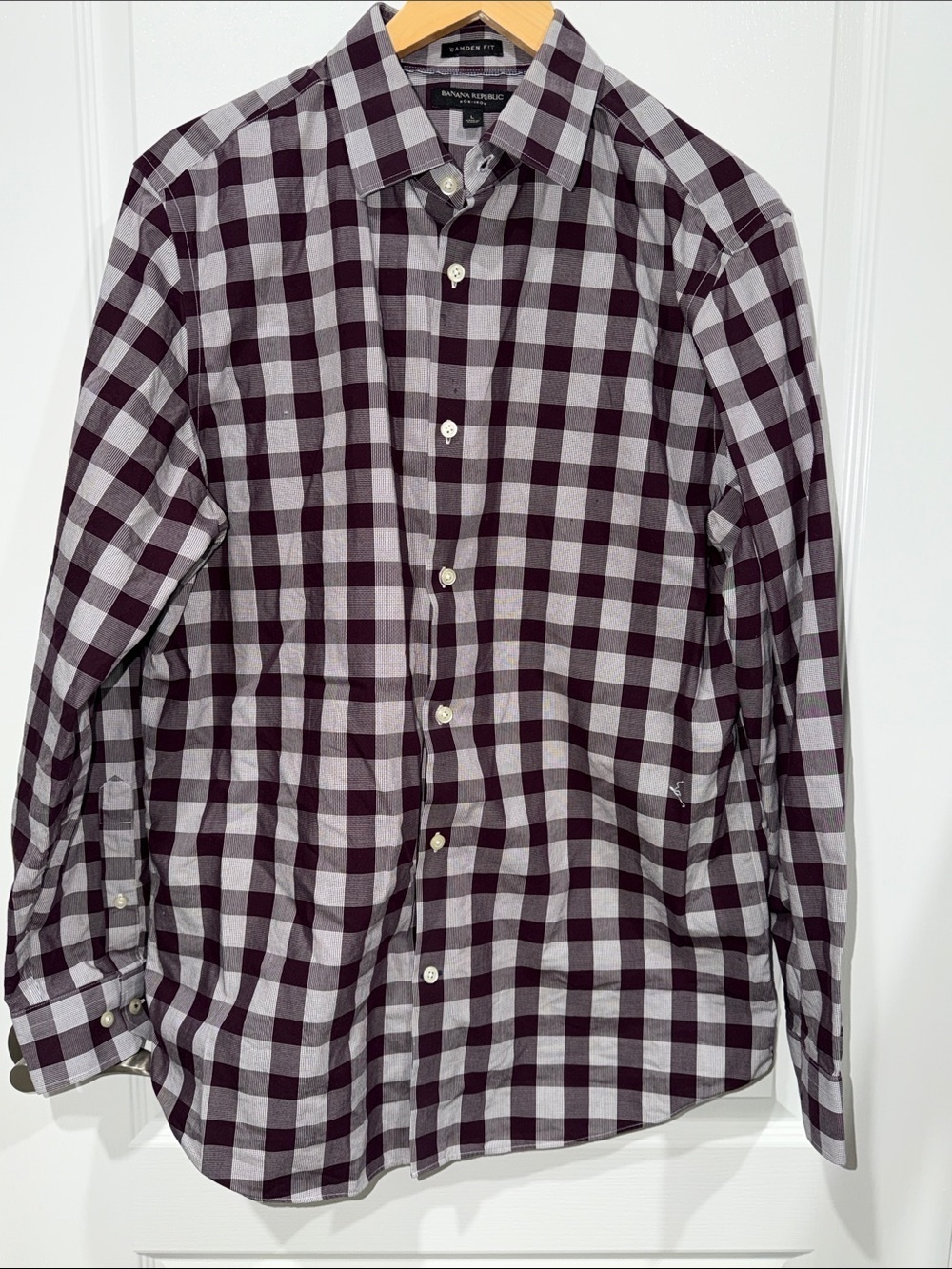 Banana Republic Men's Check Button-Down Shirt Maroon & Gray Camden fit non-iron